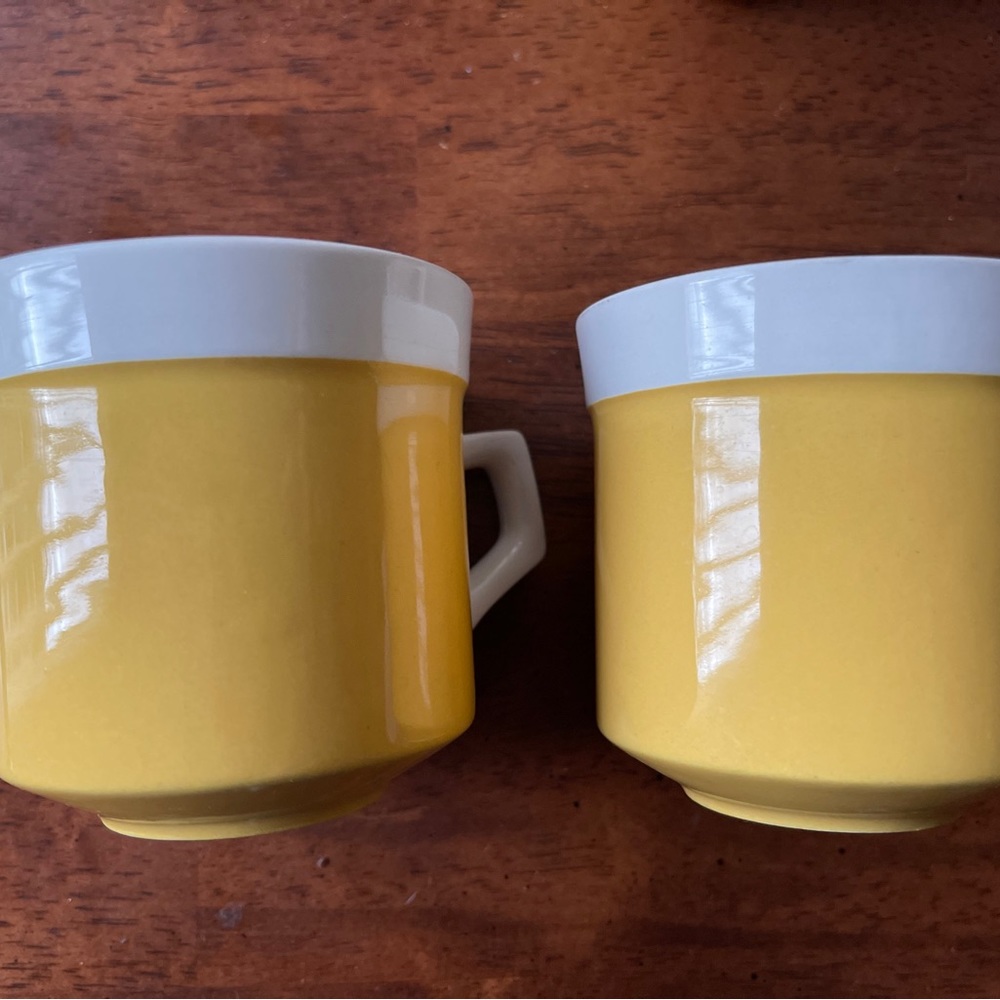 Mikasa lot of three cups Light & Lively D5350 Preowned Antique